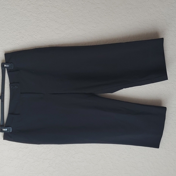 Worthington sz 14 black Bermuda office pants🌛 - Picture 1 of 7